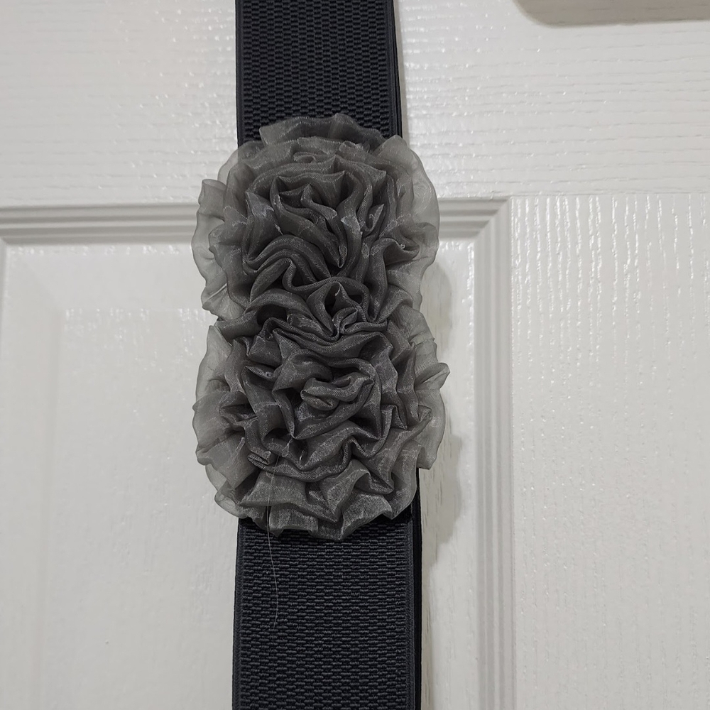 Gray Rose Wide Waist Belt